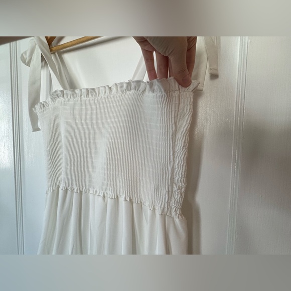 White Tiered Ruffled Elegant Maxi Dress - Picture 7 of 16